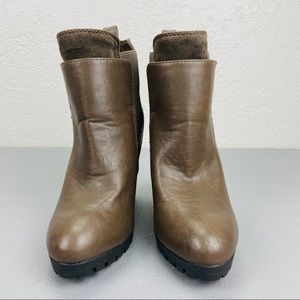 Charlotte Russe Heeled Boots Brown Leather Size 6